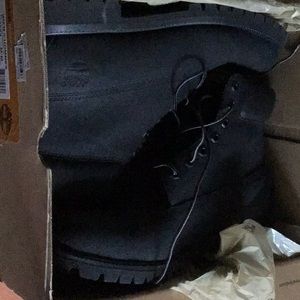 New Men’s Timberland in Black. Size 13
